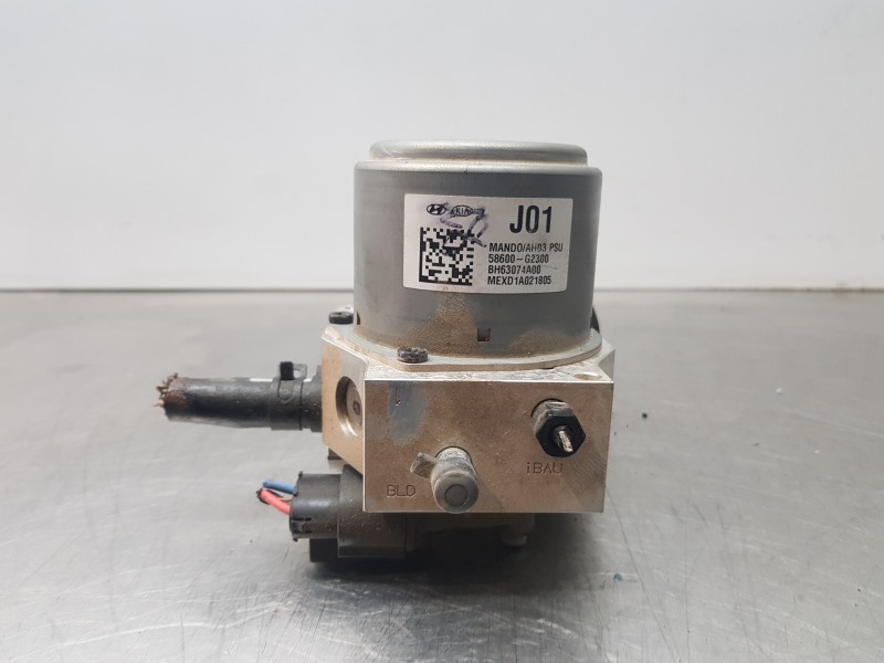 Recambio de abs para hyundai ioniq klass referencia OEM IAM 58600G2300  