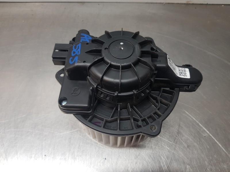 Recambio de motor calefaccion para hyundai ioniq klass referencia OEM IAM 97113G2000  