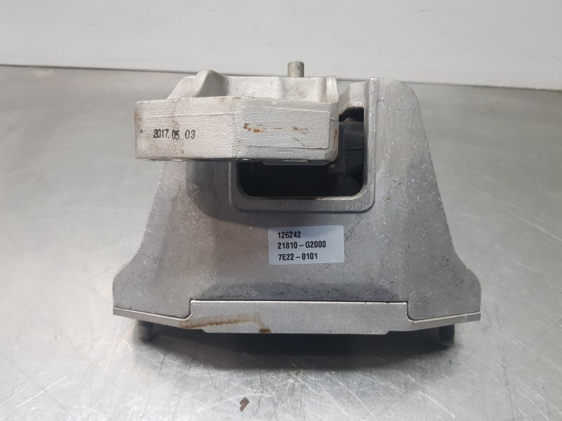 Recambio de soporte motor derecho para hyundai ioniq klass referencia OEM IAM 21810G2000  