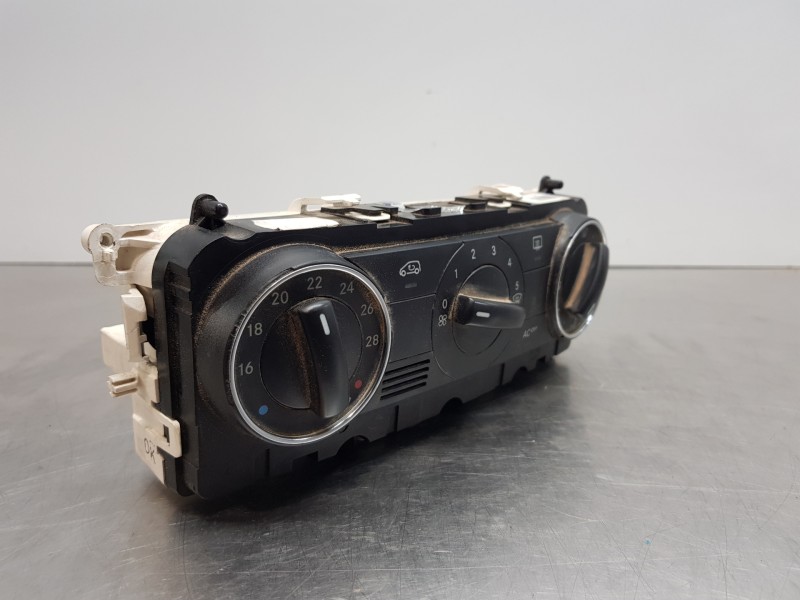 Recambio de mando climatizador para mercedes clase a (w169) elegance referencia OEM IAM A1698301385  
