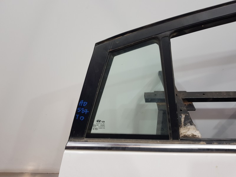 Recambio de puerta trasera derecha para hyundai ioniq klass referencia OEM IAM 77004G2010  