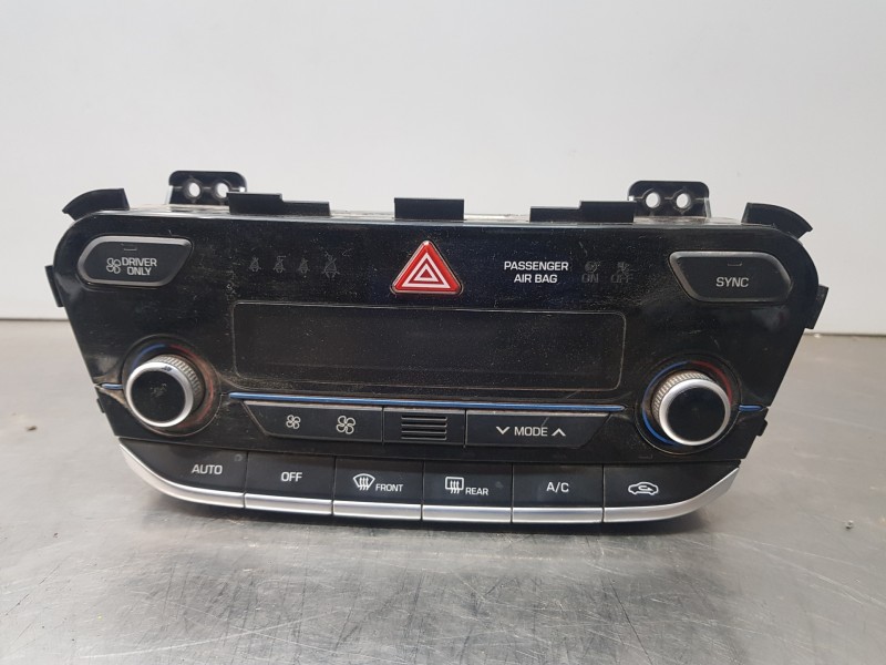 Recambio de mando climatizador para hyundai ioniq klass referencia OEM IAM 97250G2050MBI  