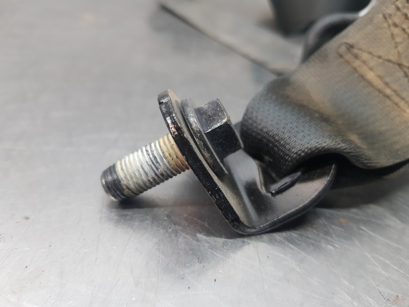 Recambio de cinturon seguridad trasero derecho para hyundai ioniq klass referencia OEM IAM 89820G2300TRY  