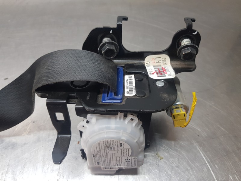 Recambio de cinturon seguridad trasero izquierdo para hyundai ioniq klass referencia OEM IAM 89810G2300TRY  