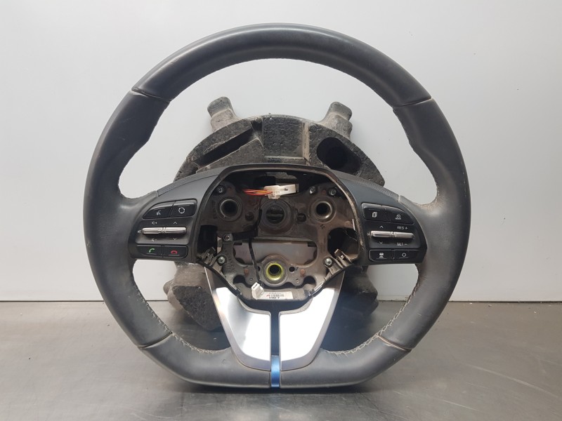 Recambio de volante para hyundai ioniq klass referencia OEM IAM 56111G2300MBI  