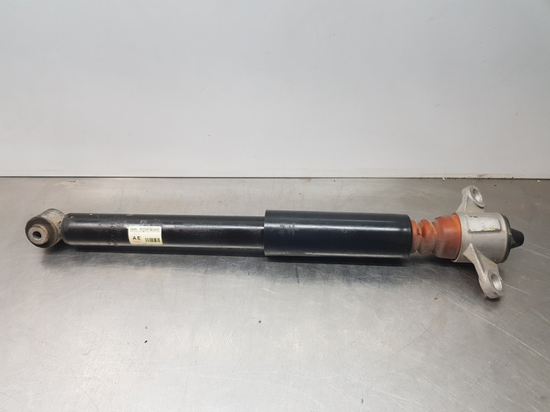 Recambio de amortiguador trasero derecho para hyundai ioniq klass referencia OEM IAM 55300G2400  