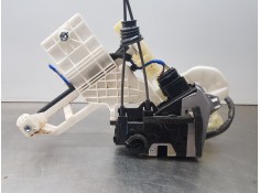 Recambio de cerradura puerta trasera derecha para hyundai ioniq klass referencia OEM IAM 81420G2000  