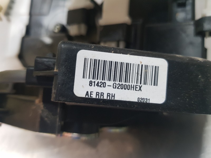 Recambio de cerradura puerta trasera derecha para hyundai ioniq klass referencia OEM IAM 81420G2000  