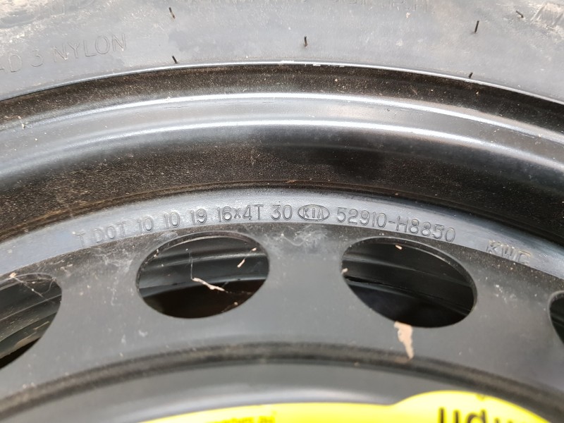 Recambio de neumatico repuesto para kia stonic (ybcuv) concept referencia OEM IAM 52910H8850  