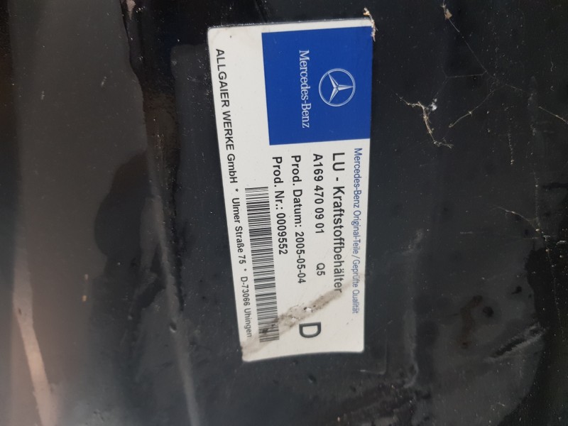 Recambio de deposito combustible para mercedes clase a (w169) elegance referencia OEM IAM A1694700901 A1694701101 A1694702301