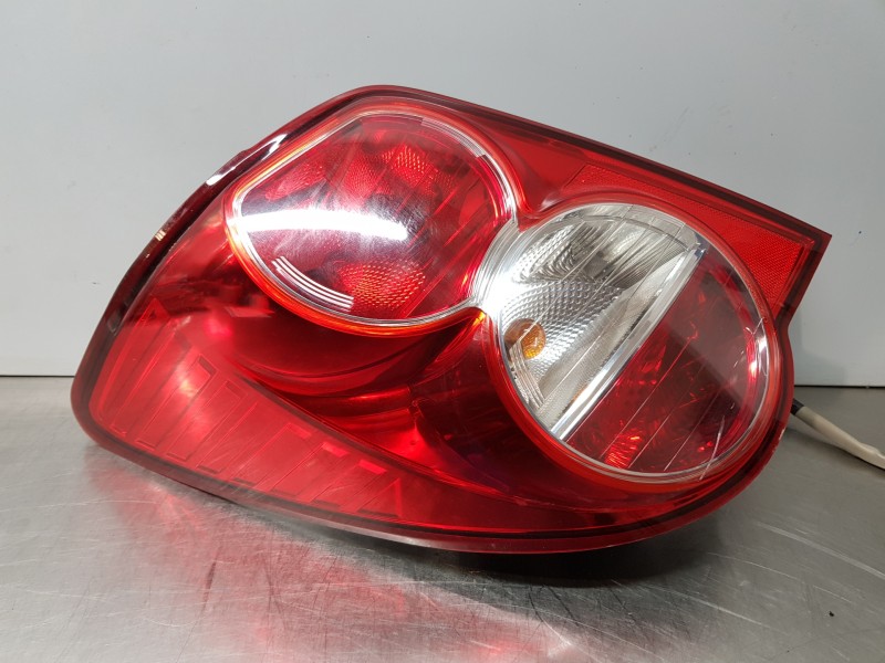 Recambio de piloto trasero izquierdo para chevrolet aveo sedán emotion referencia OEM IAM 96830975  