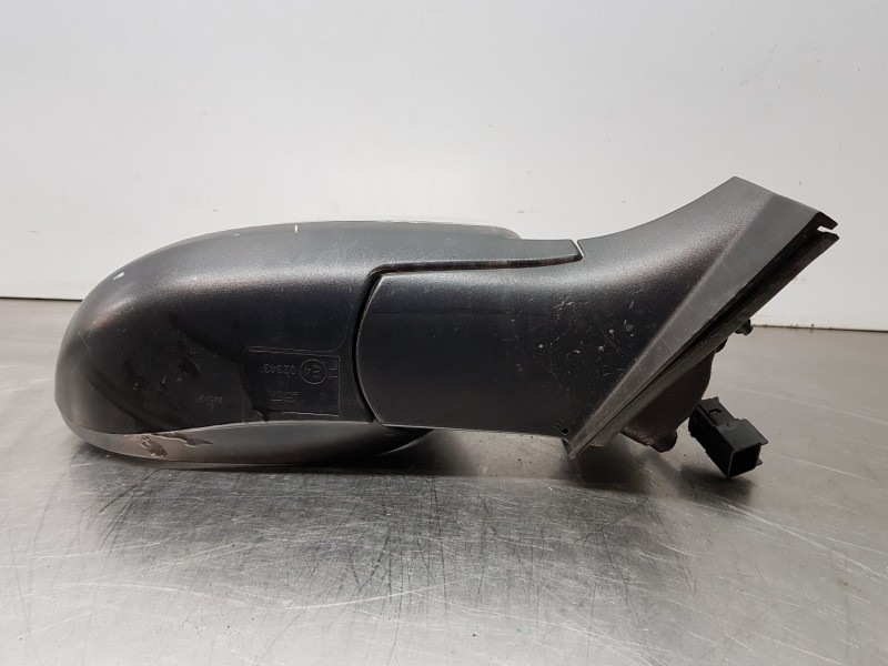 Recambio de retrovisor derecho para chevrolet aveo sedán emotion referencia OEM IAM 95189400  