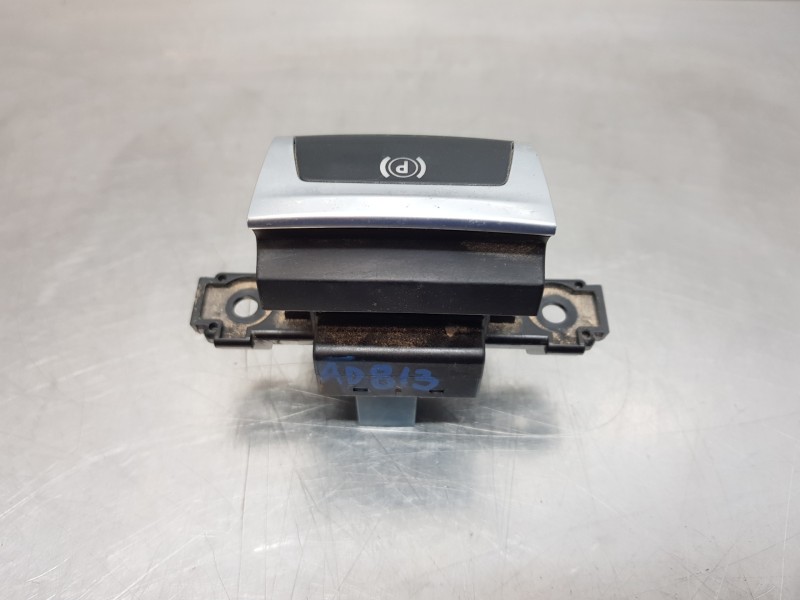 Recambio de freno de mano electrico para peugeot 308 allure puretech referencia OEM IAM 96785851VV  