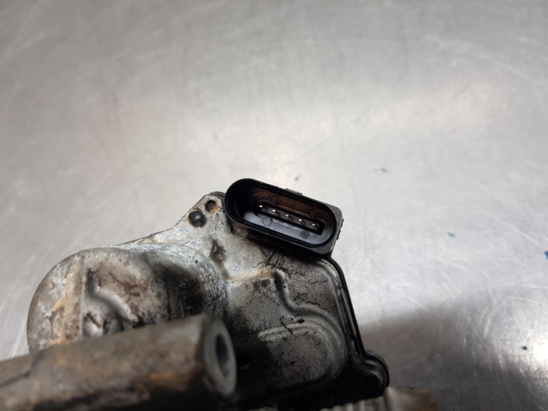 Recambio de caja mariposa para volkswagen passat berlina (3c2) elegance referencia OEM IAM 03L128063E  