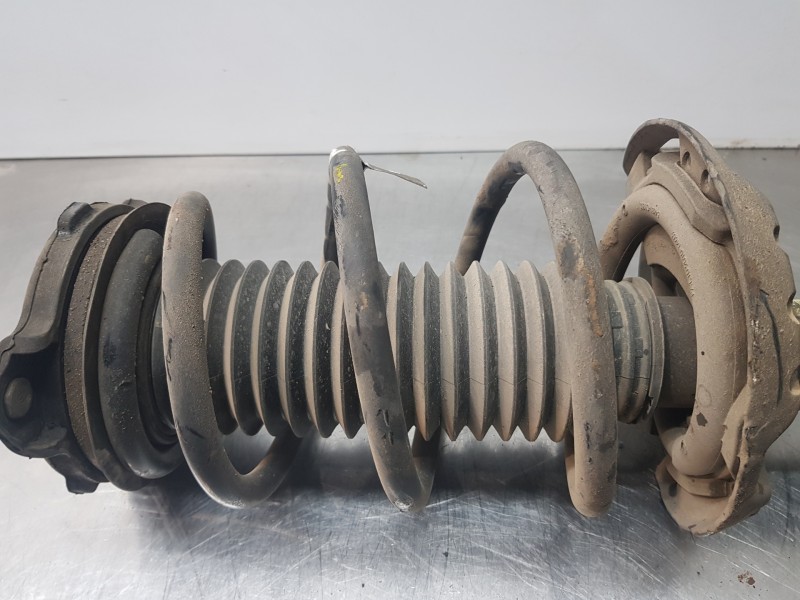 Recambio de amortiguador delantero izquierdo para hyundai ioniq klass referencia OEM IAM 54651G2300  