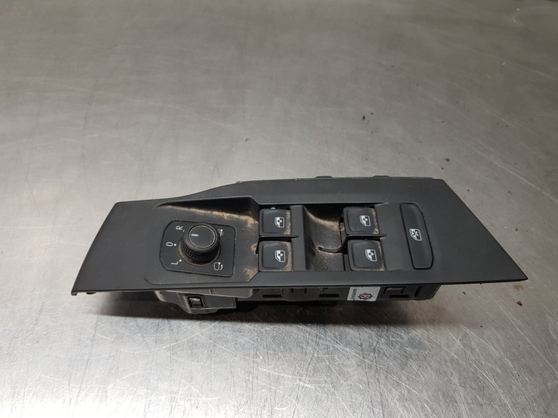 Recambio de mando elevalunas delantero izquierdo para volkswagen polo life referencia OEM IAM 5G0959857D  