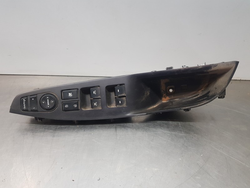 Recambio de mando elevalunas delantero izquierdo para hyundai ioniq klass referencia OEM IAM 93570G20204X 93570G2020 