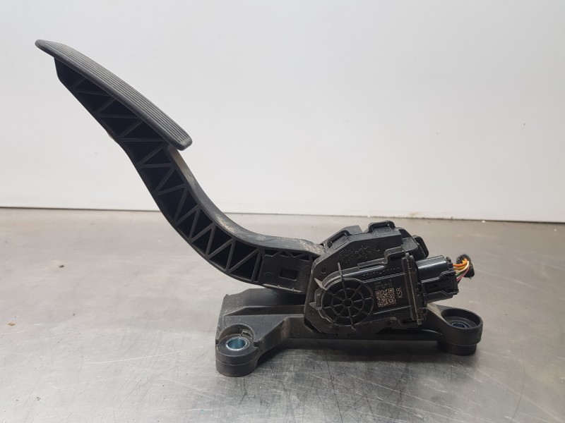 Recambio de pedal acelerador para hyundai ioniq klass referencia OEM IAM 32700G2120  