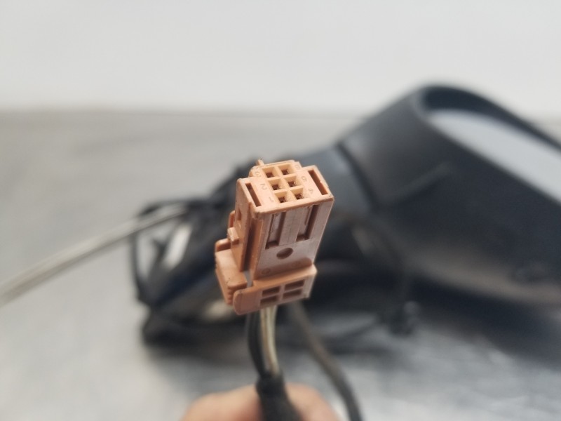 Recambio de retrovisor derecho para peugeot 207 urban referencia OEM IAM 8149ZF  