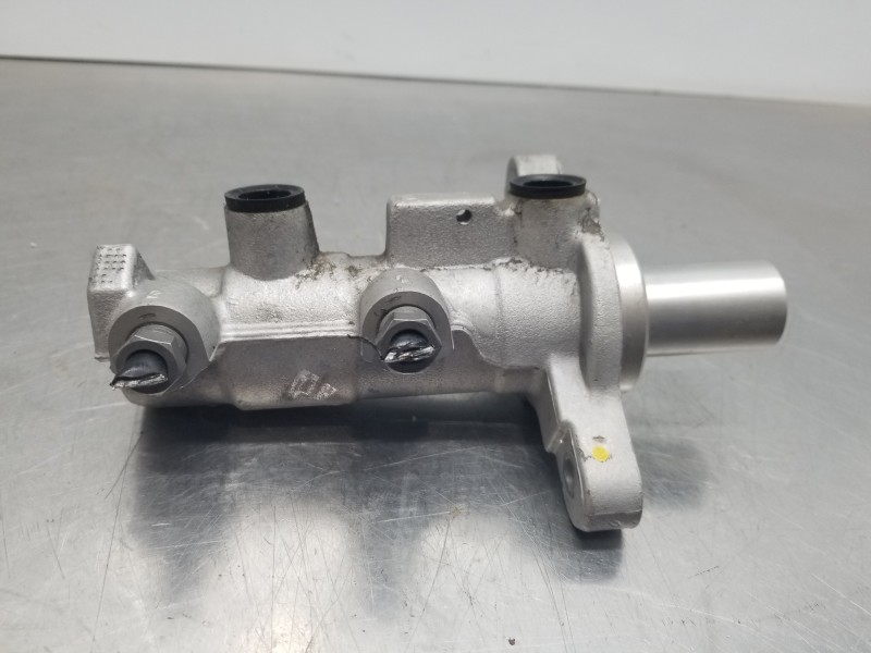 Recambio de bomba freno para ford transit custom kasten custom referencia OEM IAM 2374778  