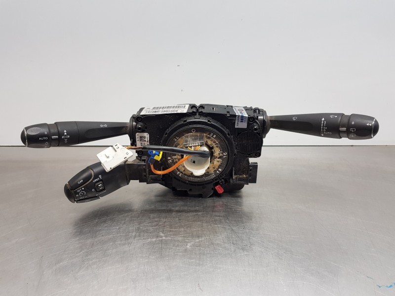 Recambio de mando multifuncion para peugeot 308 sw allure referencia OEM IAM 98180644ZD  