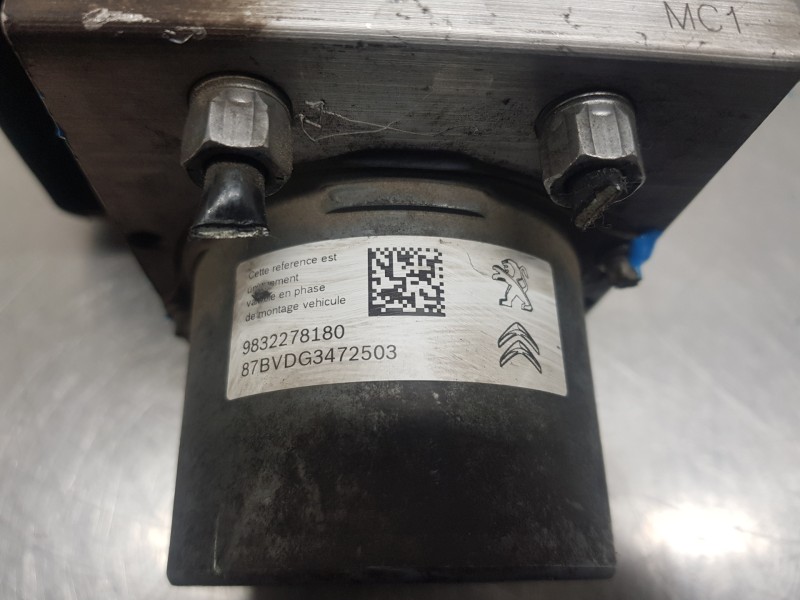 Recambio de abs para peugeot 308 sw allure referencia OEM IAM 9832278180  
