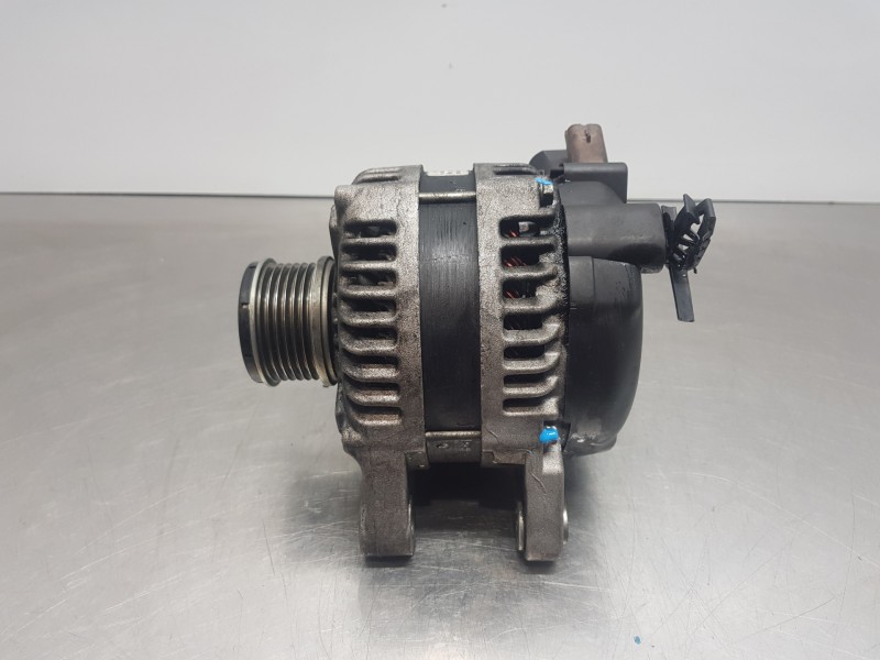 Recambio de alternador para peugeot 308 sw allure referencia OEM IAM 9820893880  