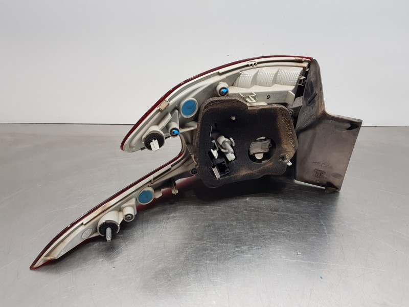 Recambio de piloto trasero derecho para peugeot 308 sw allure referencia OEM IAM 9678093880  