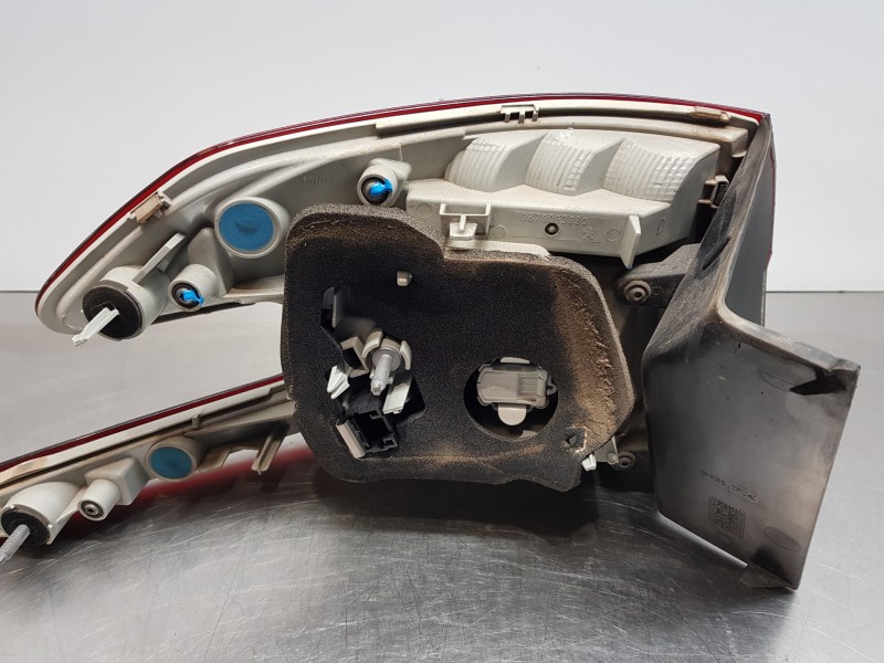 Recambio de piloto trasero derecho para peugeot 308 sw allure referencia OEM IAM 9678093880  