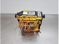 Recambio de caja reles / fusibles para peugeot 308 sw allure referencia OEM IAM 9804848580   2