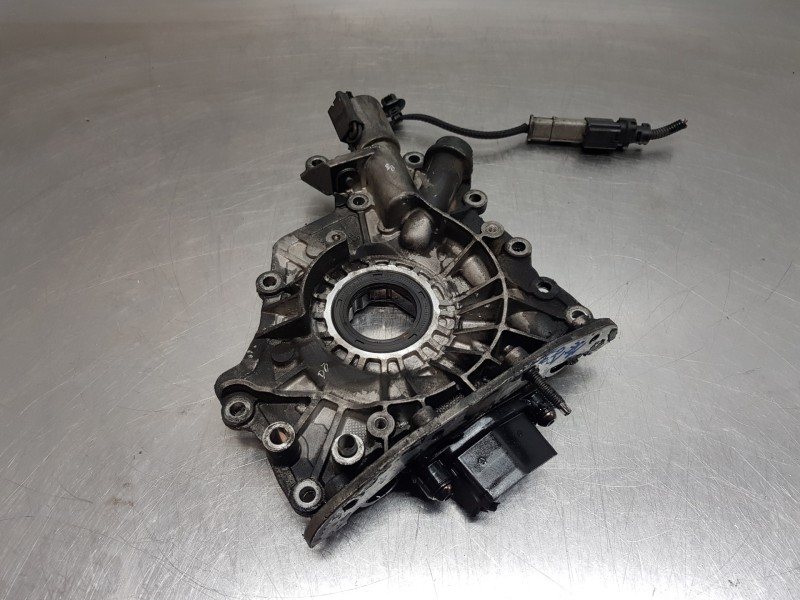 Recambio de bomba aceite para peugeot 308 sw allure referencia OEM IAM 9823740280  