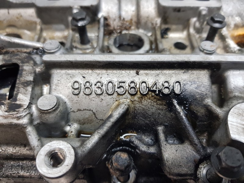 Recambio de culatin para peugeot 308 sw allure referencia OEM IAM 9812647280  9812647280