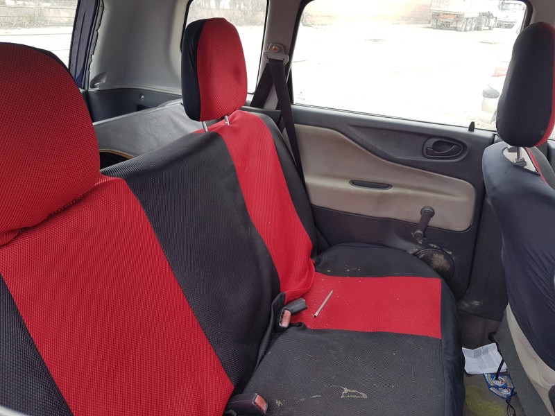 mitsubishi space star (dg0) del año 2002