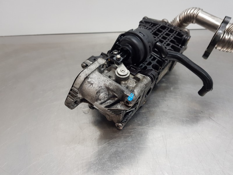 Recambio de enfriador egr para peugeot 308 sw allure referencia OEM IAM 9813050280  