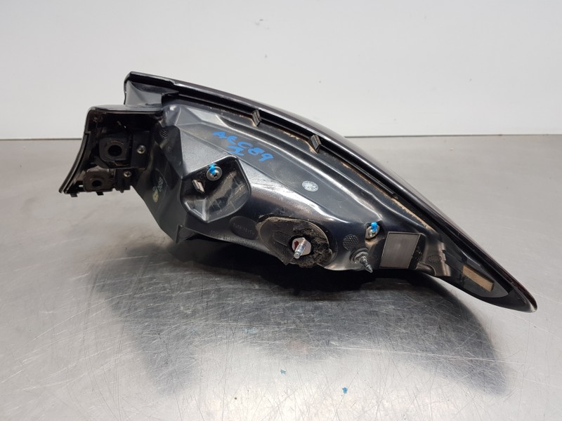 Recambio de piloto trasero izquierdo para mazda 3 berlina (bp) skyactiv referencia OEM IAM B0L551160A  