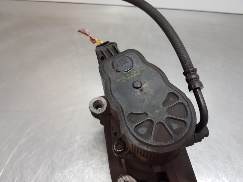 Recambio de pinza freno trasera derecha para peugeot 308 sw allure referencia OEM IAM 1651758280  