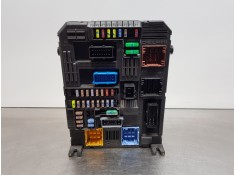 Recambio de caja reles / fusibles para peugeot 308 sw allure referencia OEM IAM 9830790580  