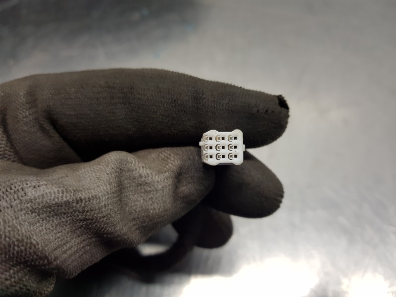 Recambio de retrovisor derecho para mazda 3 berlina (bp) skyactiv referencia OEM IAM BERP69121E  