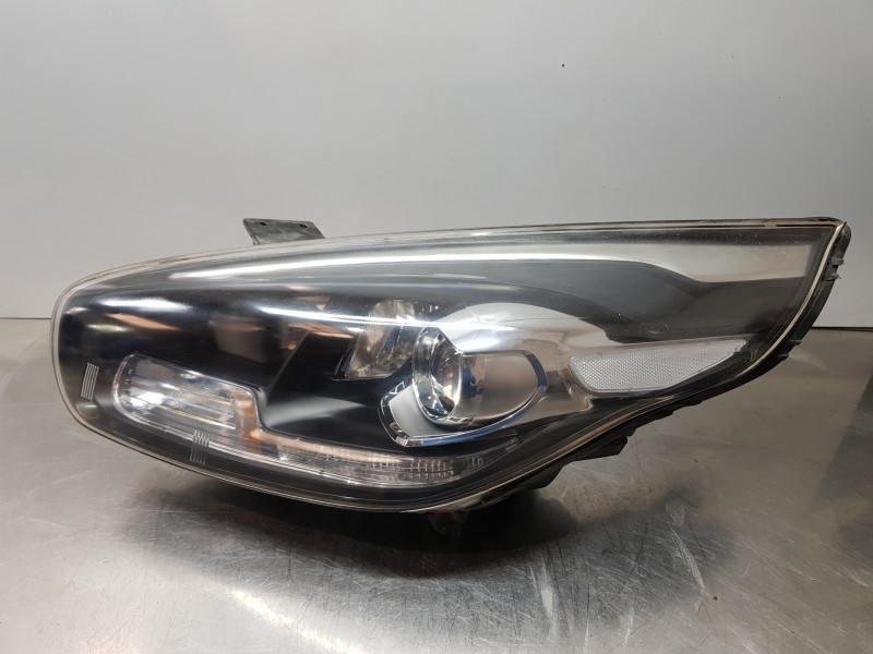 Recambio de faro izquierdo para kia carens ( ) drive referencia OEM IAM 92101A4180  