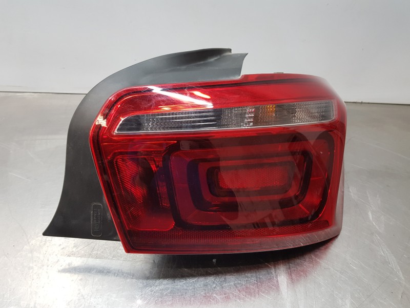 Recambio de piloto trasero derecho para citroen c-elysée shine referencia OEM IAM 9818810280  