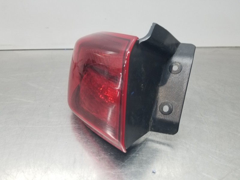 Recambio de piloto trasero izquierdo para hyundai bayon style referencia OEM IAM 92401J9500  