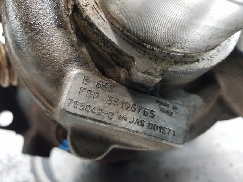 Recambio de turbocompresor para opel zafira b cosmo referencia OEM IAM 55196765  