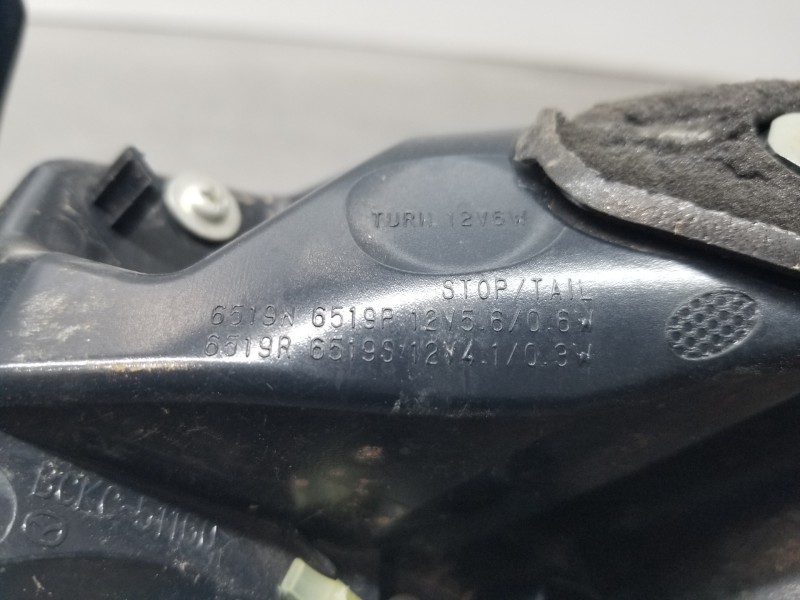 Recambio de piloto trasero izquierdo para mazda 3 sedán (bp) skyactiv referencia OEM IAM B0L551160A  