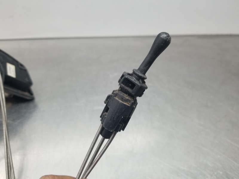 Recambio de retrovisor izquierdo para peugeot 207 urban referencia OEM IAM 8149ZE  