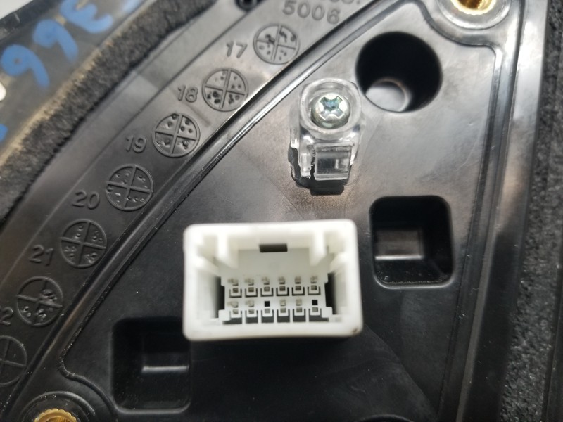 Recambio de retrovisor derecho para hyundai bayon style referencia OEM IAM 87620J9630UTK  