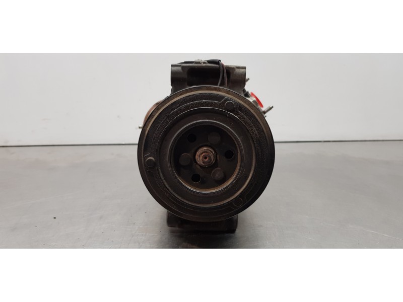 Recambio de compresor aire acondicionado para land rover range rover vogue referencia OEM IAM LR035761  