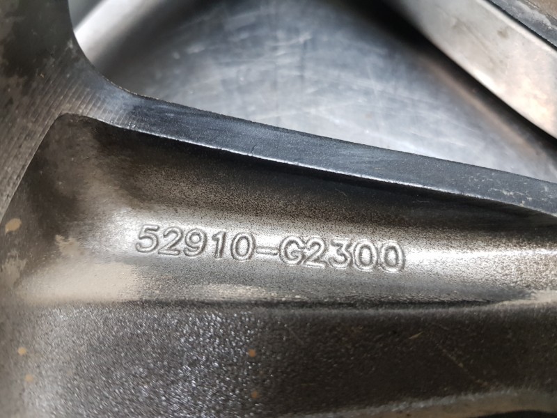 Recambio de llanta para hyundai ioniq klass referencia OEM IAM 52910G2300  