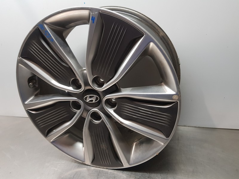 Recambio de llanta para hyundai ioniq klass referencia OEM IAM 52910G2300  