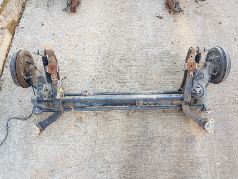 Recambio de puente trasero para citroen xsara picasso exclusive referencia OEM IAM 9830149780  