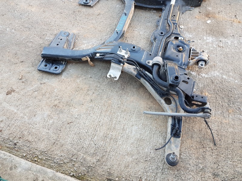 Recambio de puente delantero para mercedes clase b (w246) style referencia OEM IAM A2466201200  